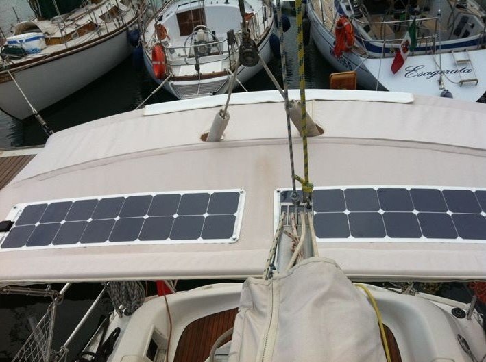 Solbian SP16L - 54w Solar Panel, Long